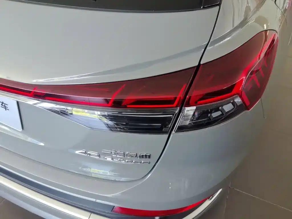 Audi Q4 e-tron 2022 Model 40 e-tron Trailblazer — миниатюра 8