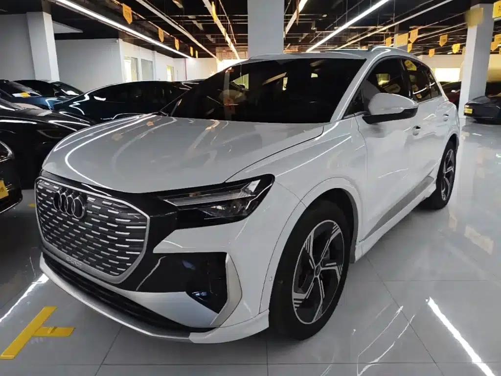 Audi Q4 e-tron 2023 Model 40 e-tron Trailblazer — миниатюра 1