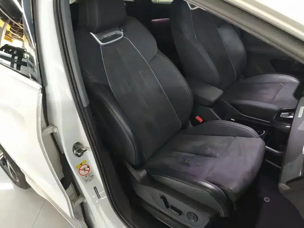 Audi Q4 e-tron 2023 Model 40 e-tron Trailblazer — миниатюра 25
