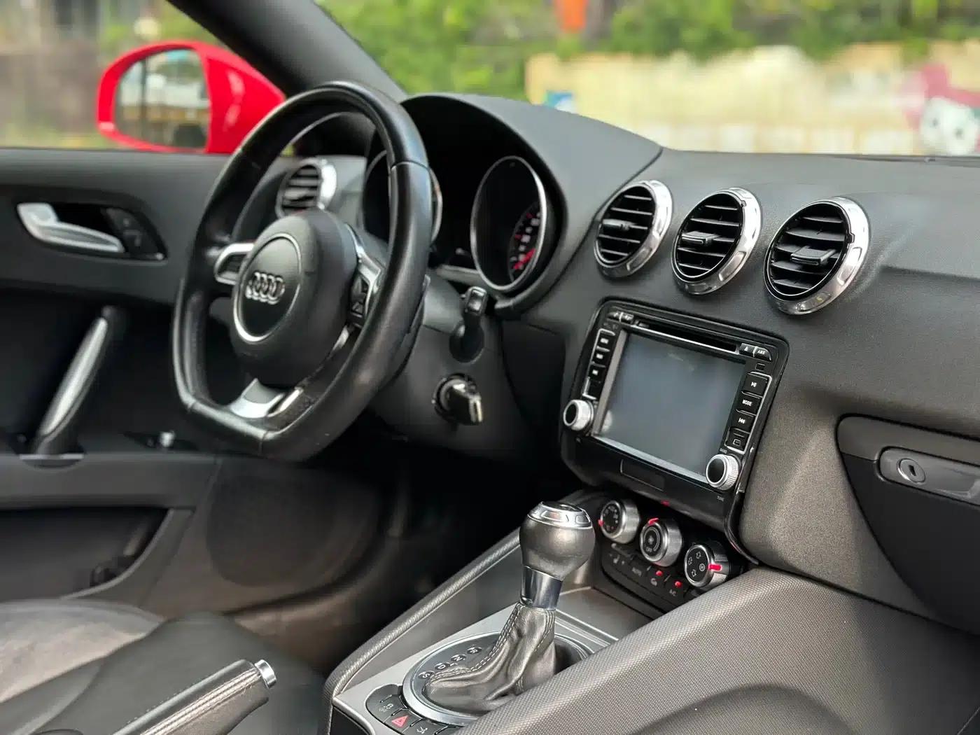 Audi TT 2014 TT Coupe 45 TFSI Comfortline — миниатюра 13