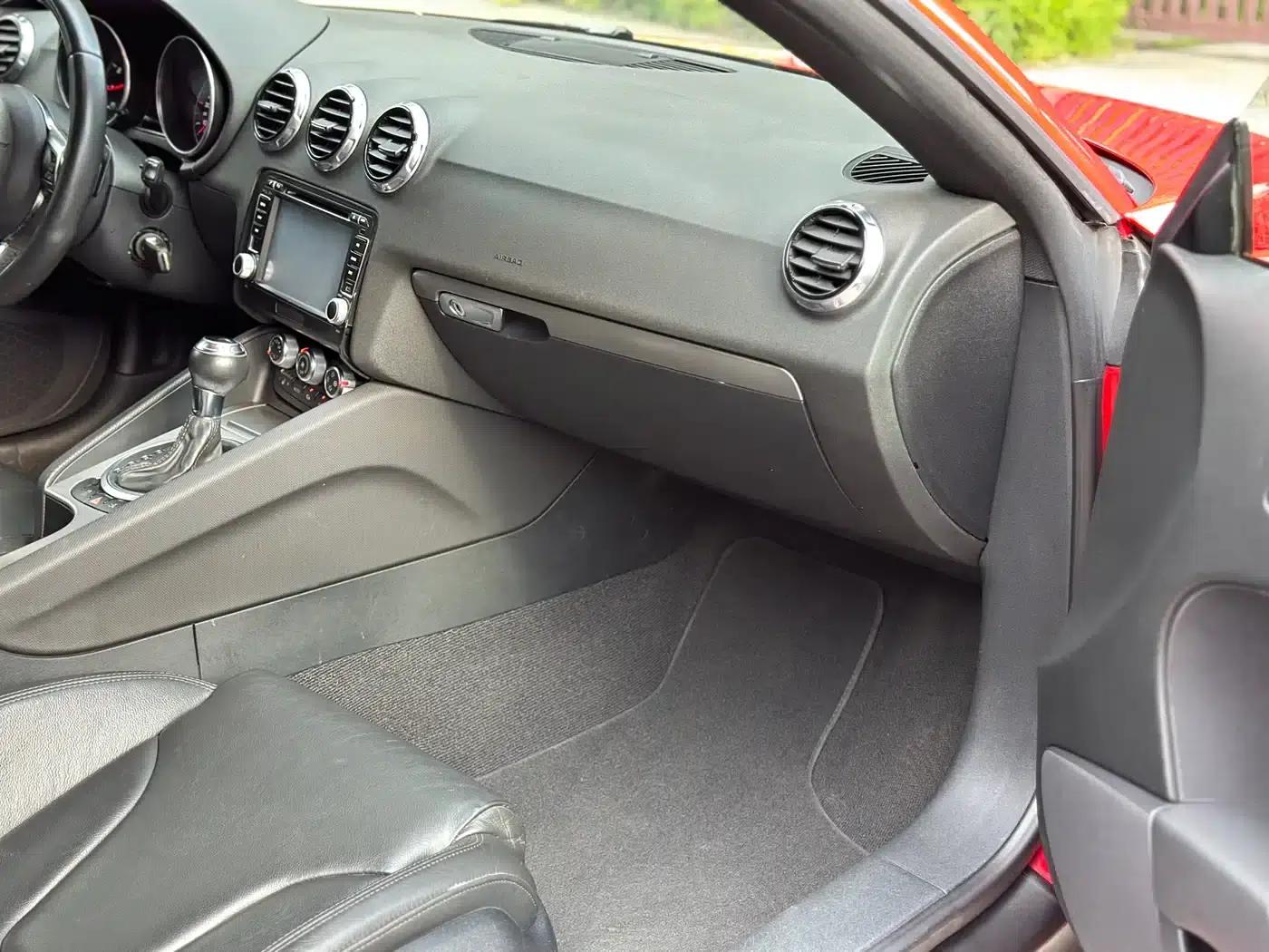 Audi TT 2014 TT Coupe 45 TFSI Comfortline — миниатюра 18