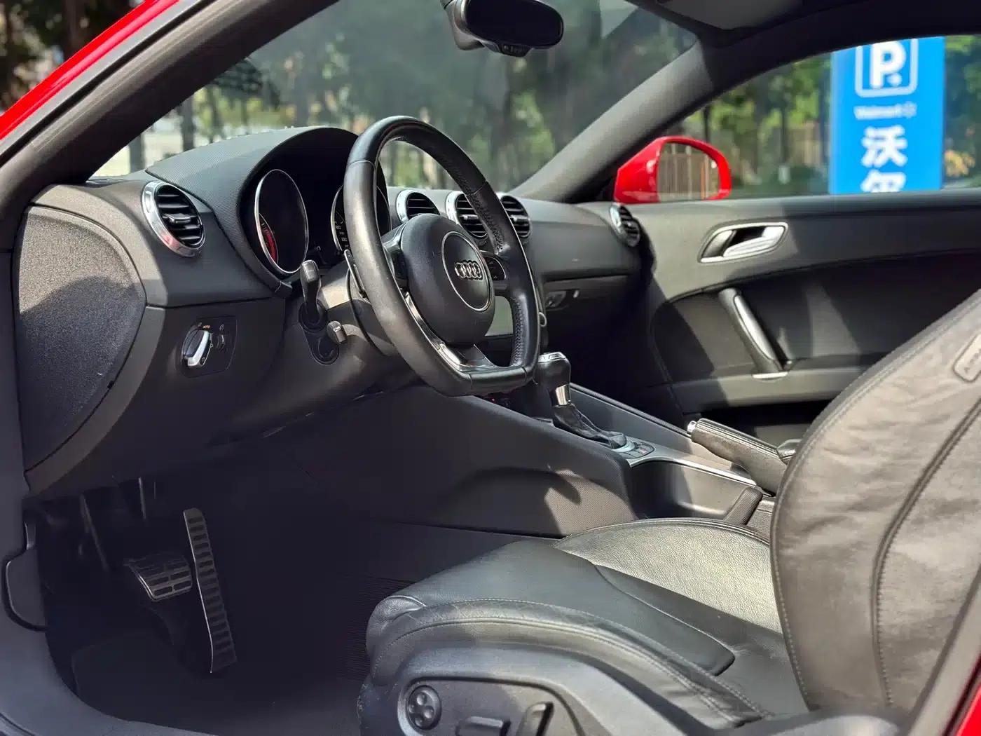 Audi TT 2014 TT Coupe 45 TFSI Comfortline — миниатюра 8