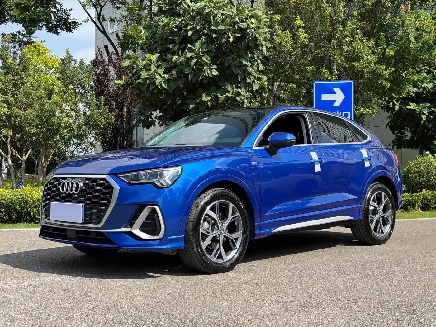 Audi Q3 Sportback 2022 40 TFSI Fashion Edition — миниатюра 1