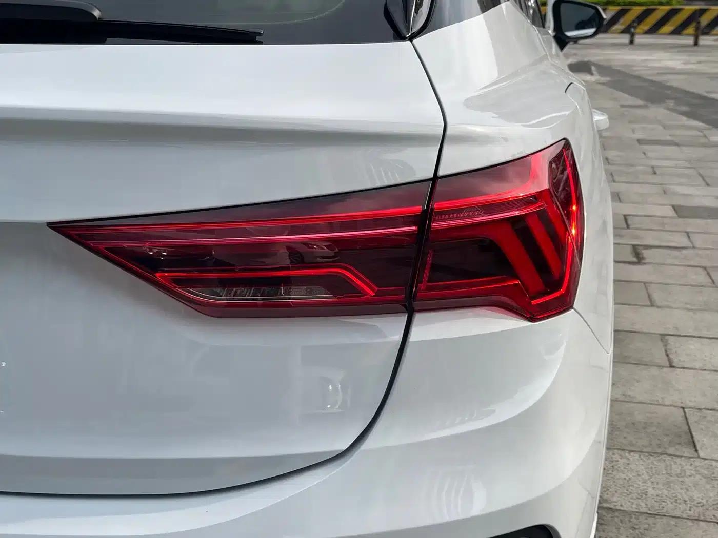 Audi Q3 Sportback 2020 40 TFSI Fashion Edition — миниатюра 8