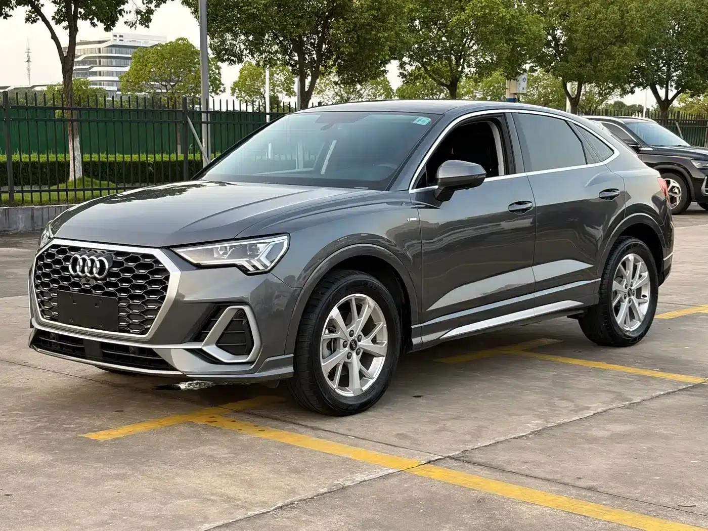 Audi Q3 Sportback 2020 35 TFSI Progressive — миниатюра 2