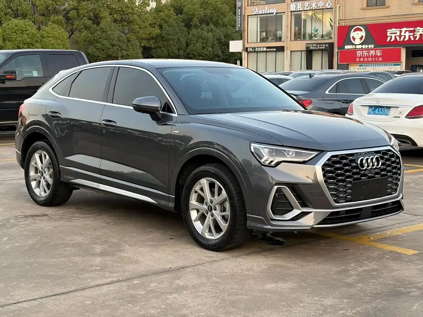 Audi Q3 Sportback 2020 35 TFSI Progressive — миниатюра 3