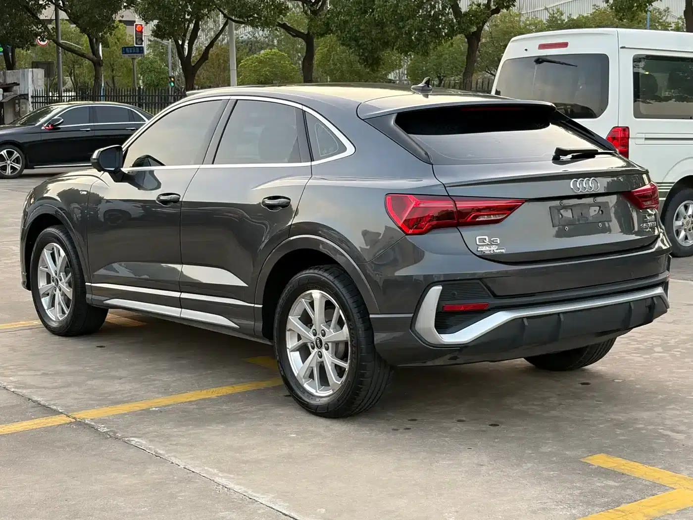 Audi Q3 Sportback 2020 35 TFSI Progressive — миниатюра 5