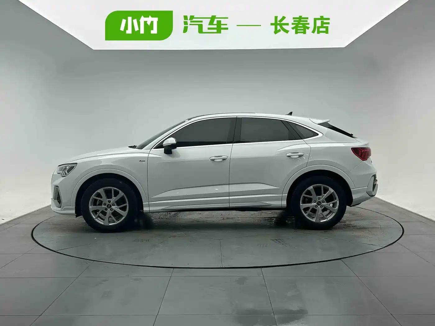 Audi Q3 Sportback 2022 35 TFSI Progressive — миниатюра 3