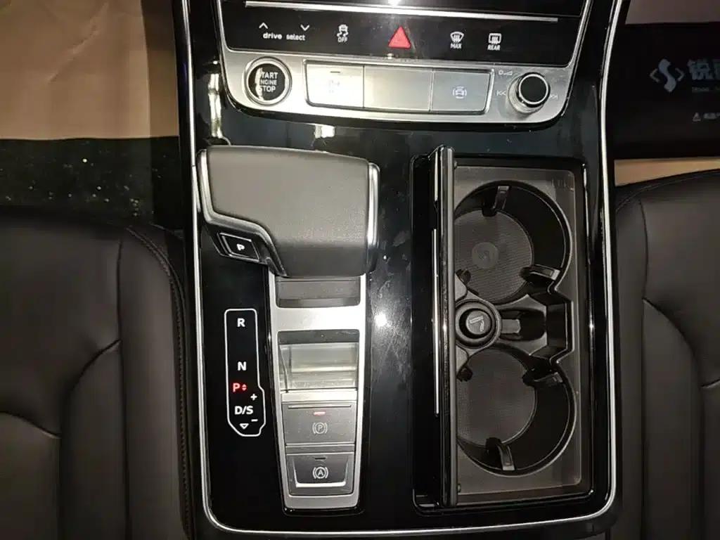Audi Q8 2021 45 TFSI Luxury Elegance — миниатюра 14
