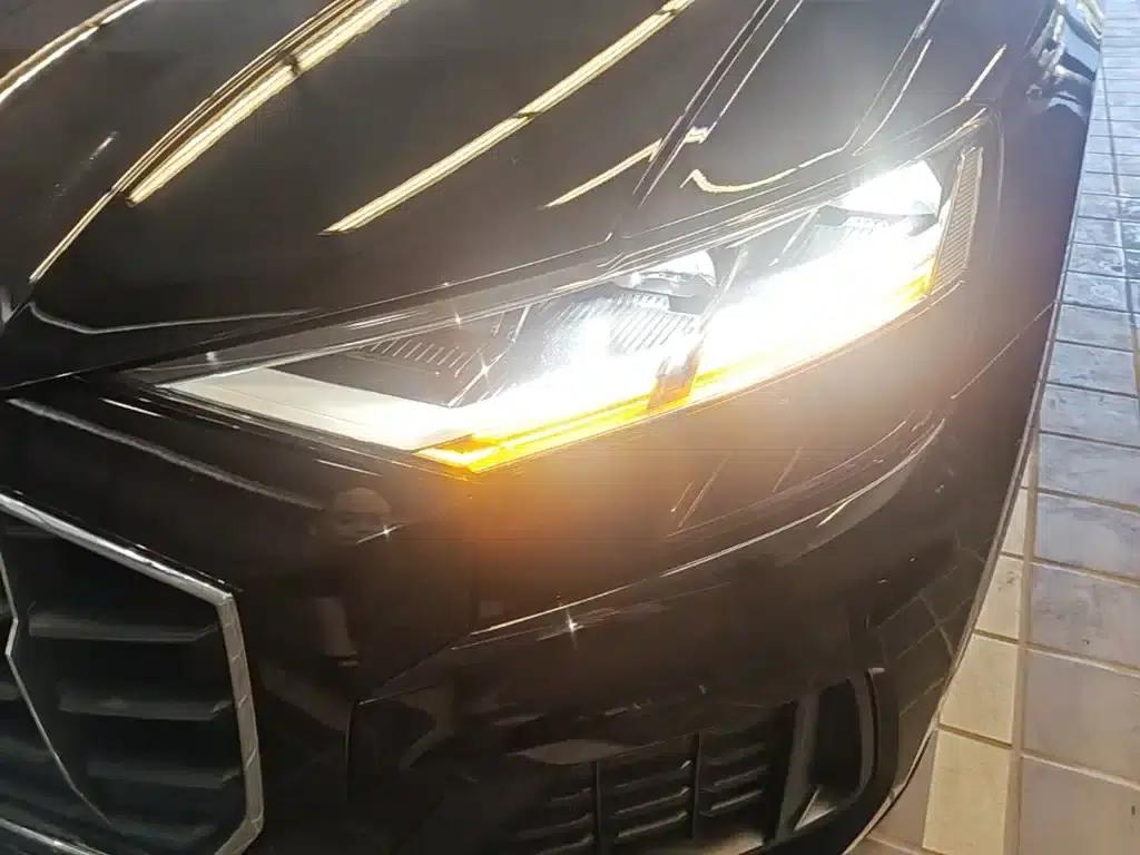 Audi Q8 2021 45 TFSI Luxury Elegance — миниатюра 24