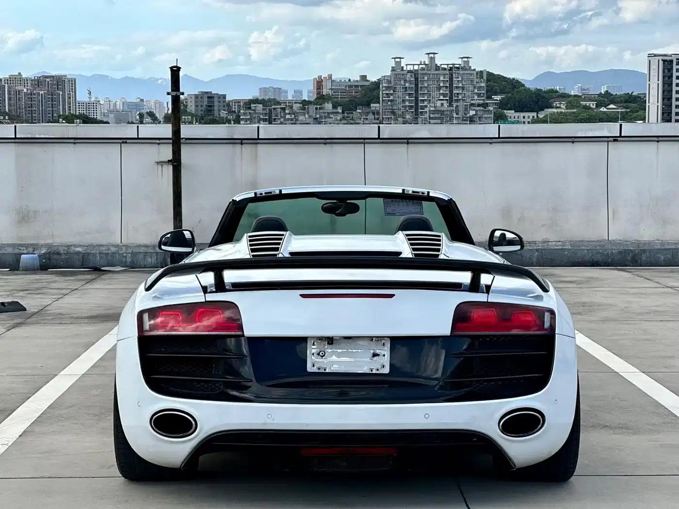 Audi R8 2010 5.2 FSI quattro — миниатюра 11