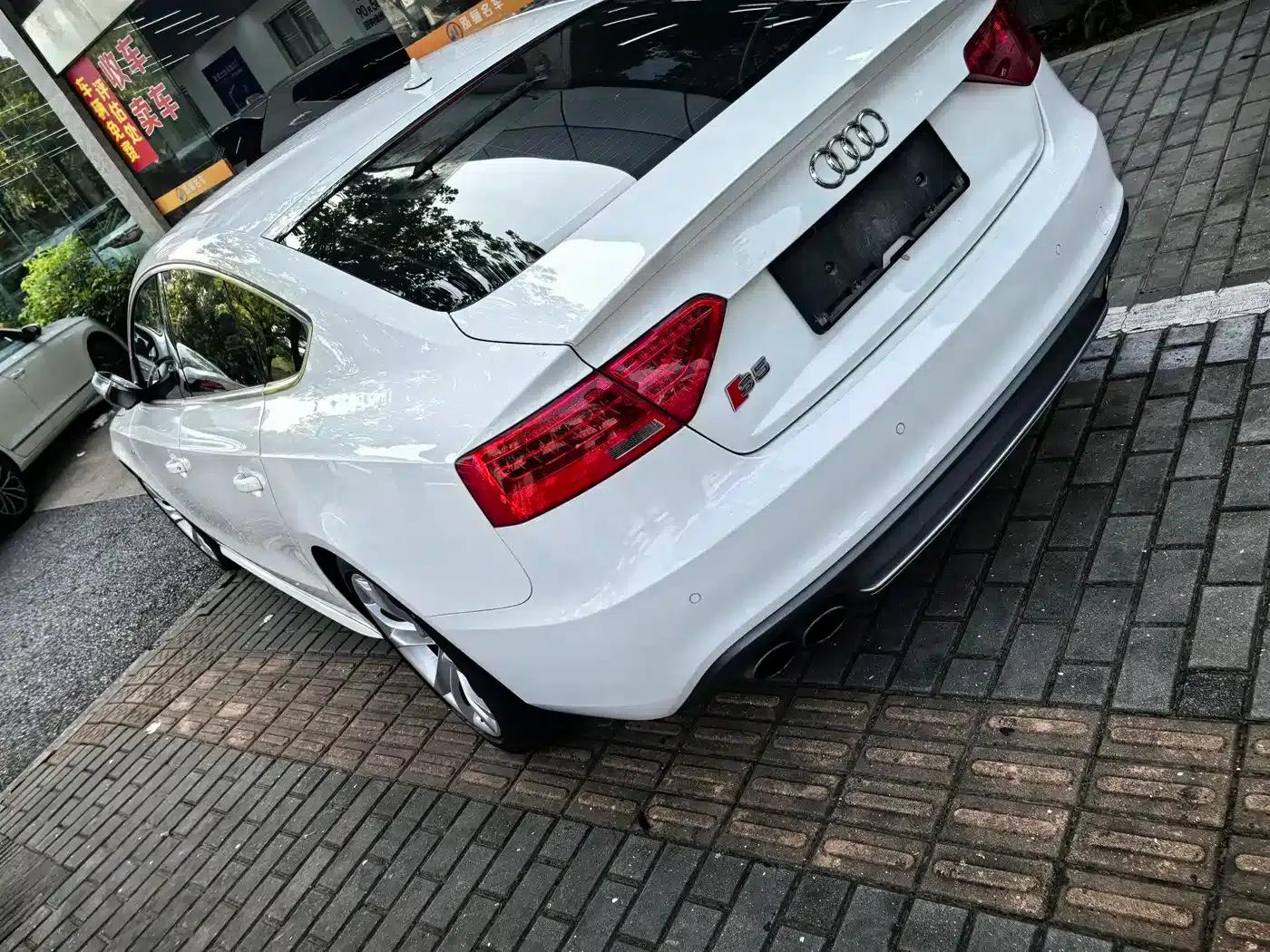 2016 Audi S5 3.0T Sportback — миниатюра 15