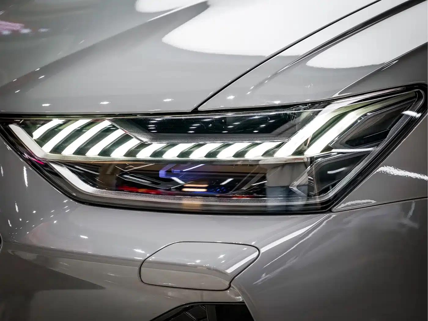 2021 Audi RS 6 RS 6 4.0T Avant Premium Edition — миниатюра 6