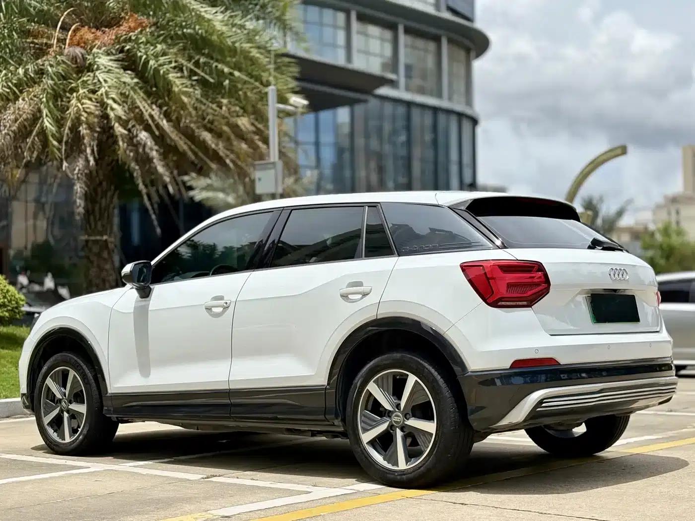 Audi Q2L e-tron 2019 Q2L e-tron Pure Electric Smart Edition — миниатюра 13