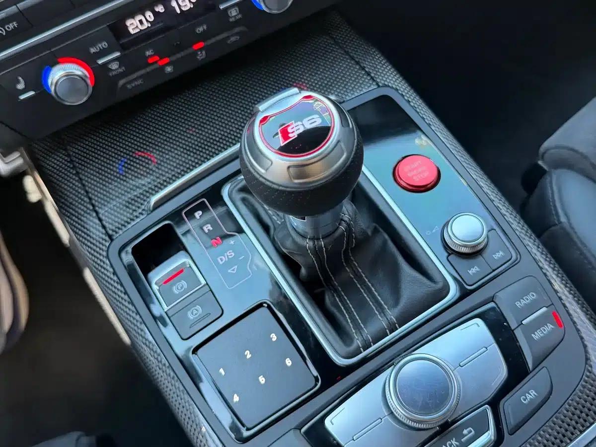 2013 Audi S6 4.0TFSI — миниатюра 11