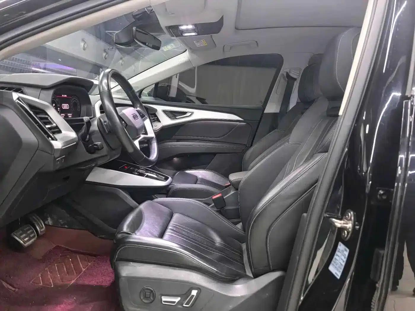 Audi Q5 e-tron 2023 Model 40 e-tron Star Edition Shadow Warrior Edition — миниатюра 4