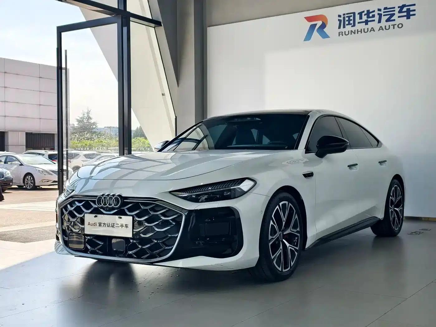 Audi A5L Sportback 2026 TFSI 150kW Intelligent Quattro Model — миниатюра 1