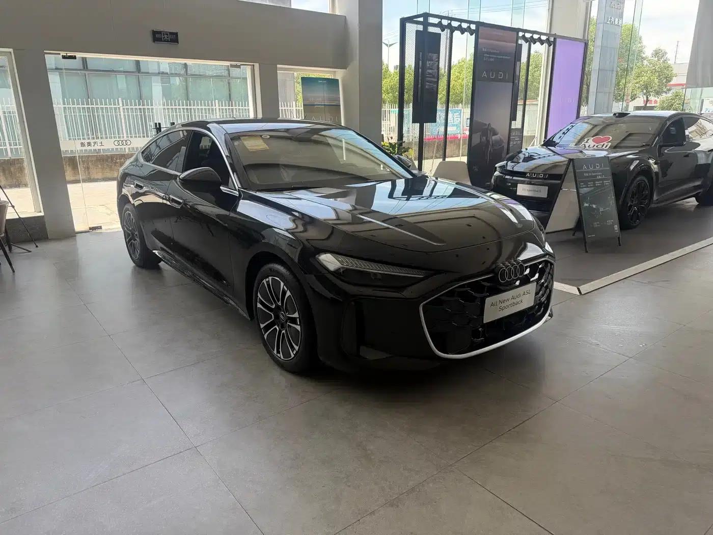 Audi A5L Sportback 2026 TFSI 150kW Luxury — миниатюра 1