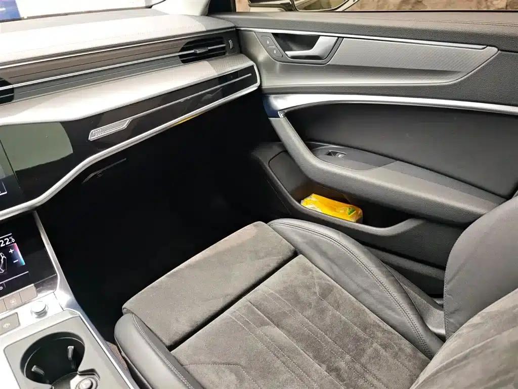 2020 Audi A6 Imported Avant 45 TFSI Dynamic Edition — миниатюра 17