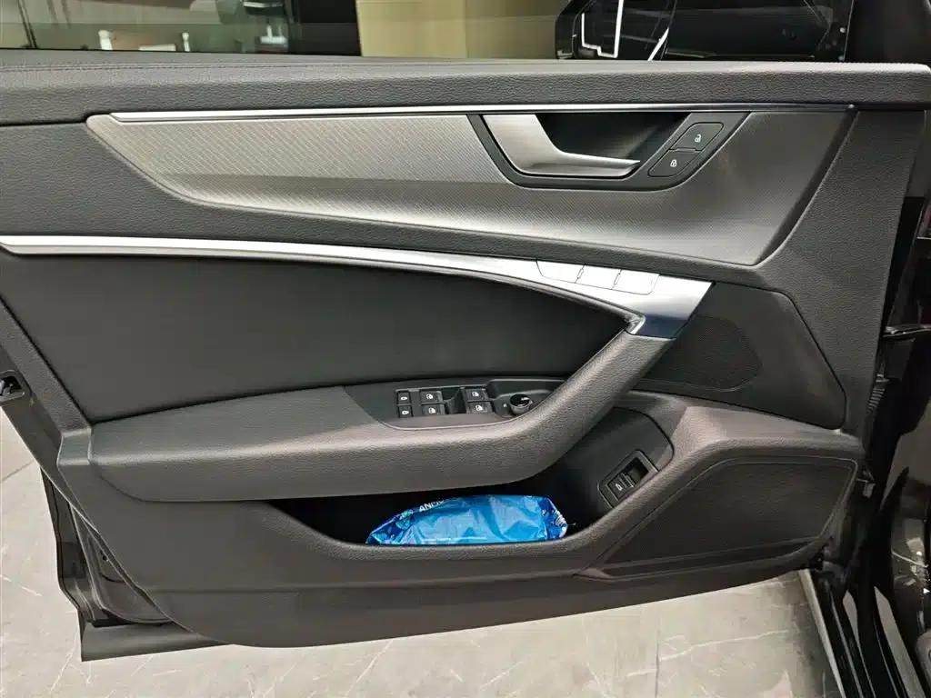 2020 Audi A6 Imported Avant 45 TFSI Dynamic Edition — миниатюра 5