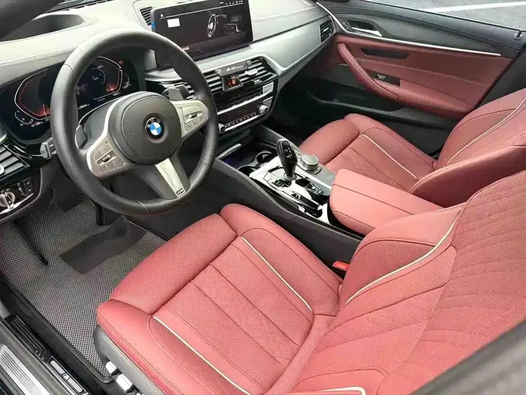 2023 BMW 5 Series 530Li Luxury M Sport Package — миниатюра 4