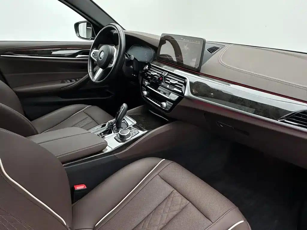 2022 BMW 5 Series Facelift 525Li M Sport Package — миниатюра 15