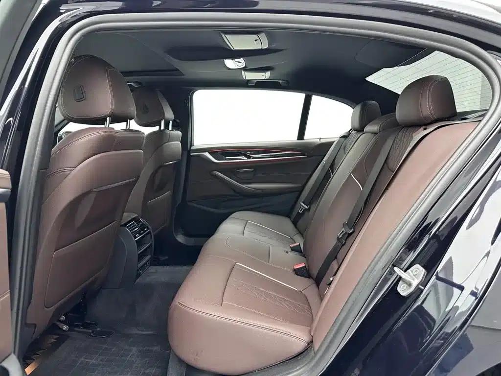 2022 BMW 5 Series Facelift 525Li M Sport Package — миниатюра 18