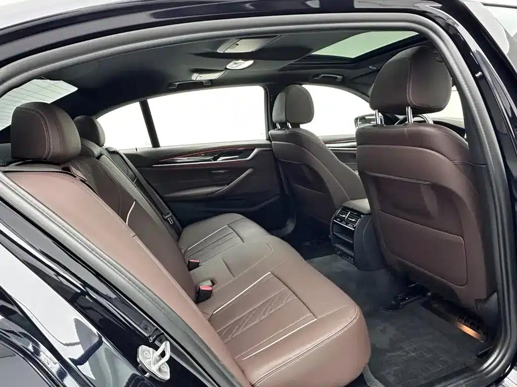 2022 BMW 5 Series Facelift 525Li M Sport Package — миниатюра 20