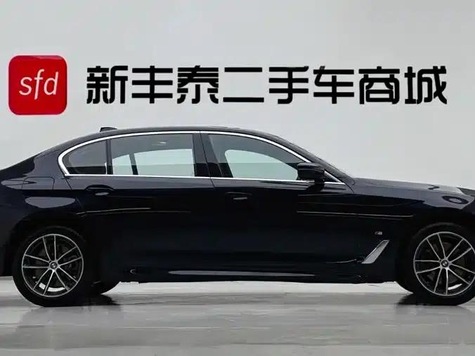 2022 BMW 5 Series Facelift 525Li M Sport Package — миниатюра 3