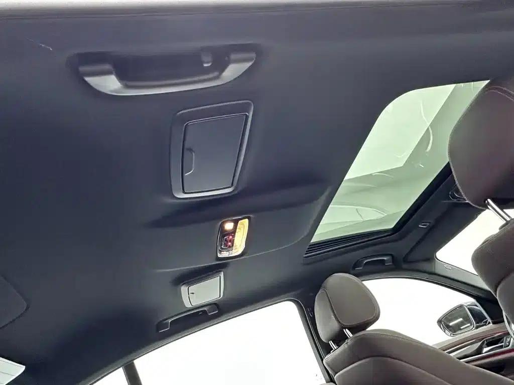 2022 BMW 5 Series Facelift 525Li M Sport Package — миниатюра 21