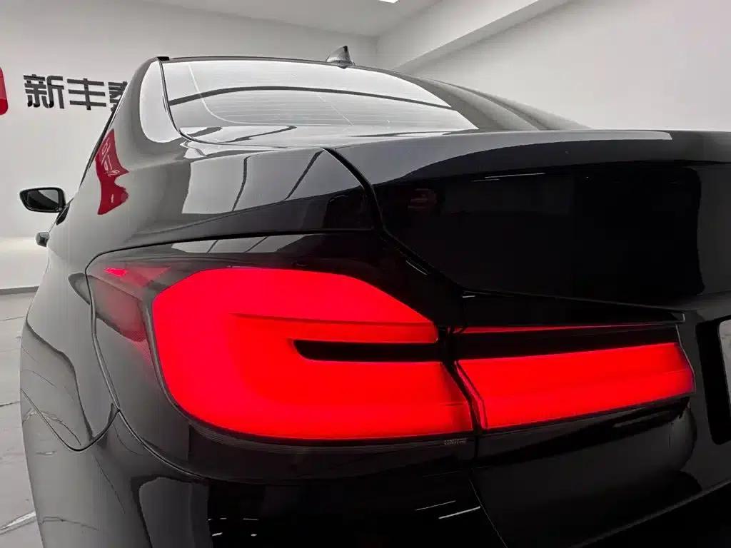 2022 BMW 5 Series Facelift 525Li M Sport Package — миниатюра 27