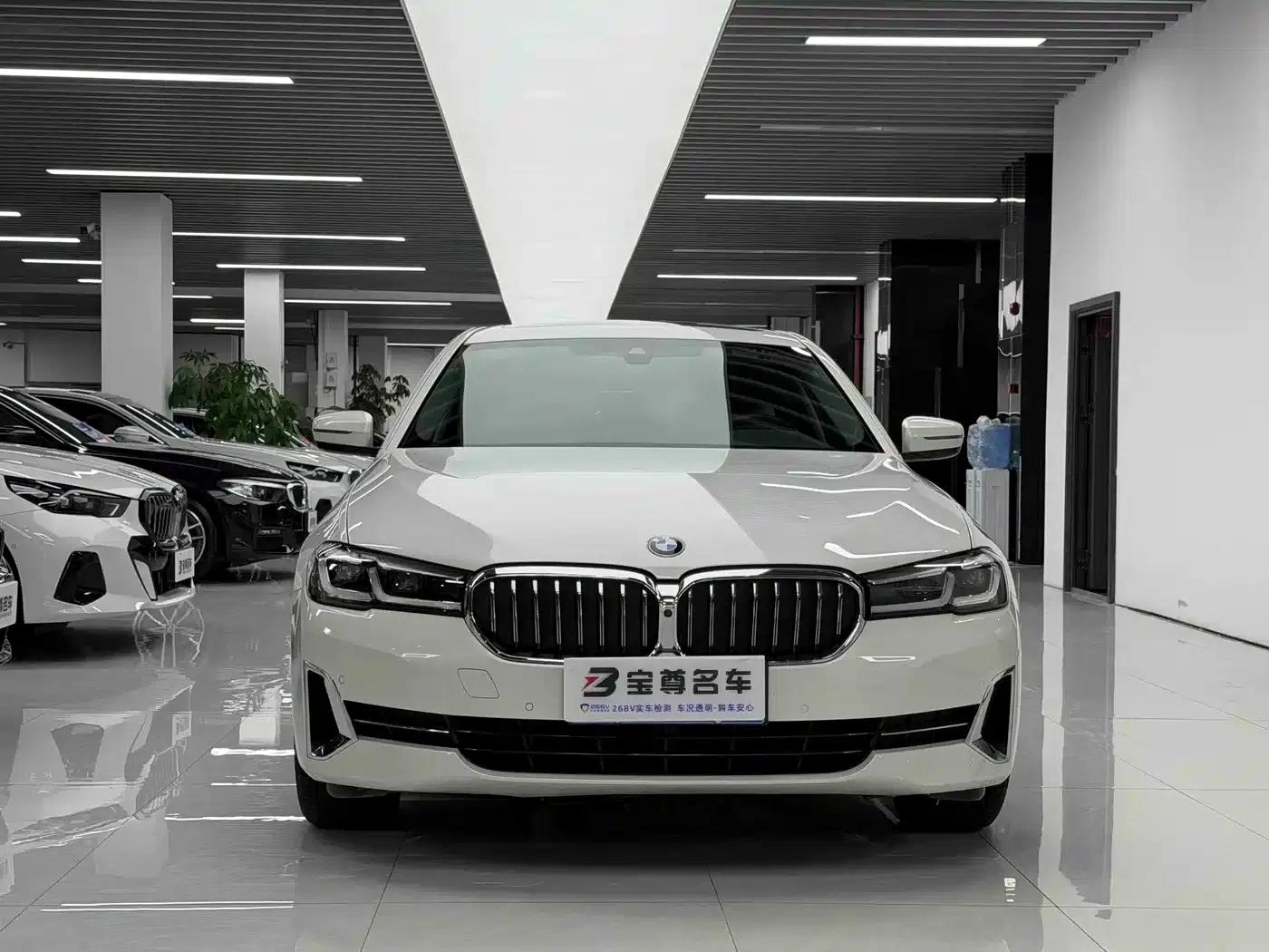 BMW 5 Series 2022 Facelift II 530Li Luxury Package — миниатюра 2