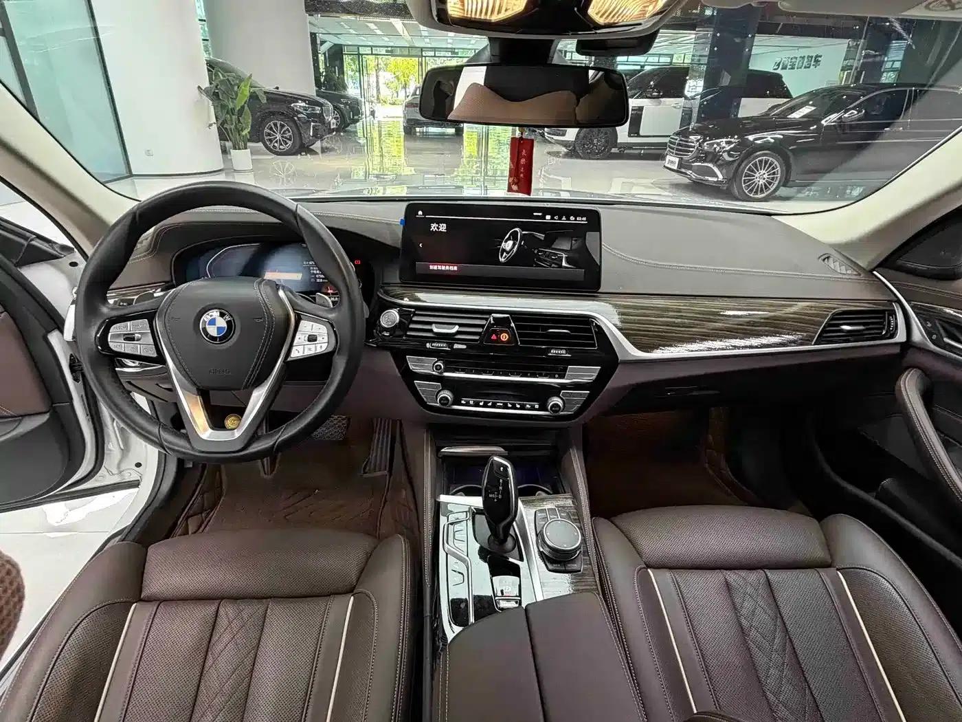 BMW 5 Series 2022 Facelift II 530Li Luxury Package — миниатюра 4