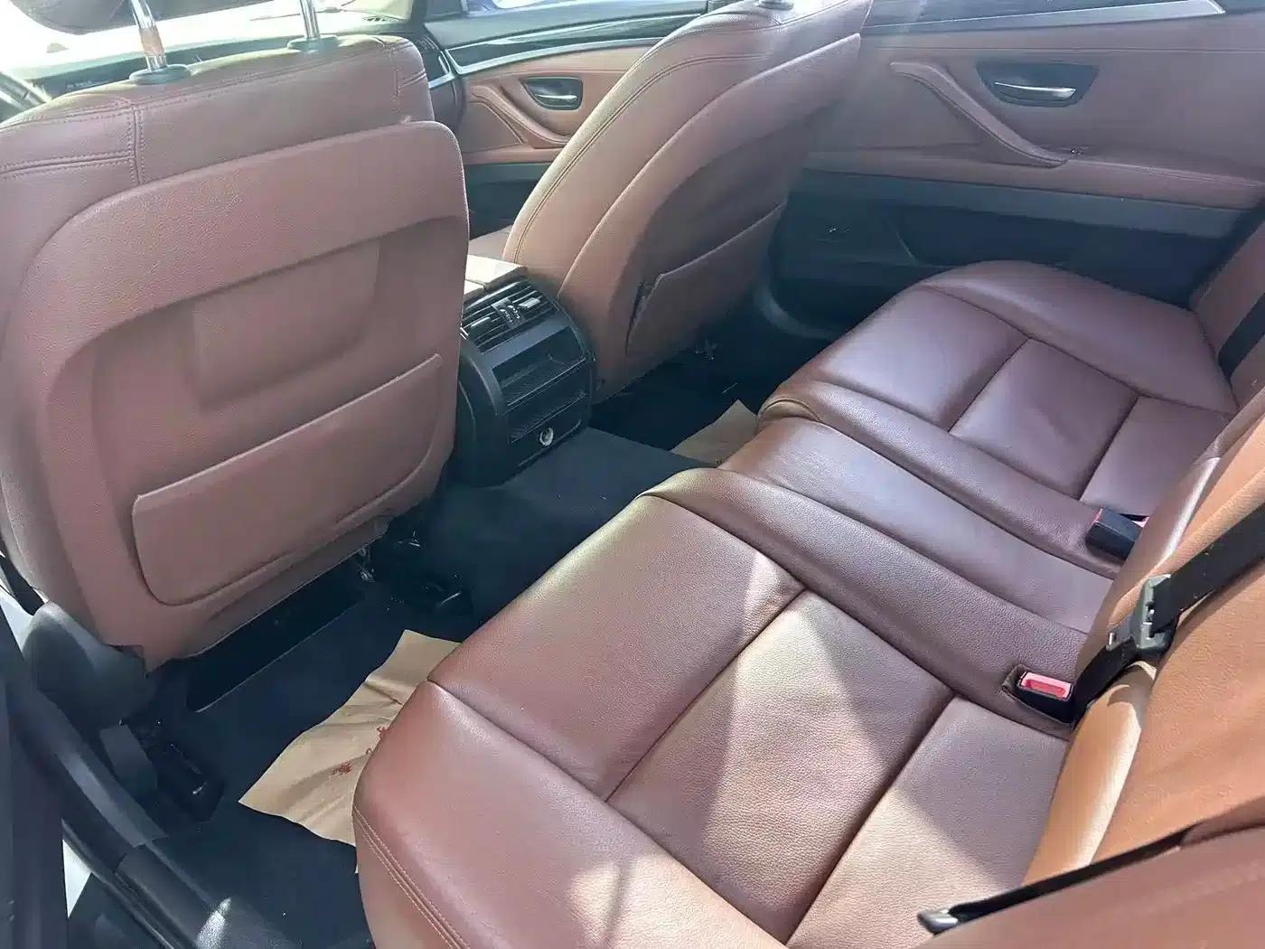BMW 5 Series 2013 520Li Elegant Edition — миниатюра 11