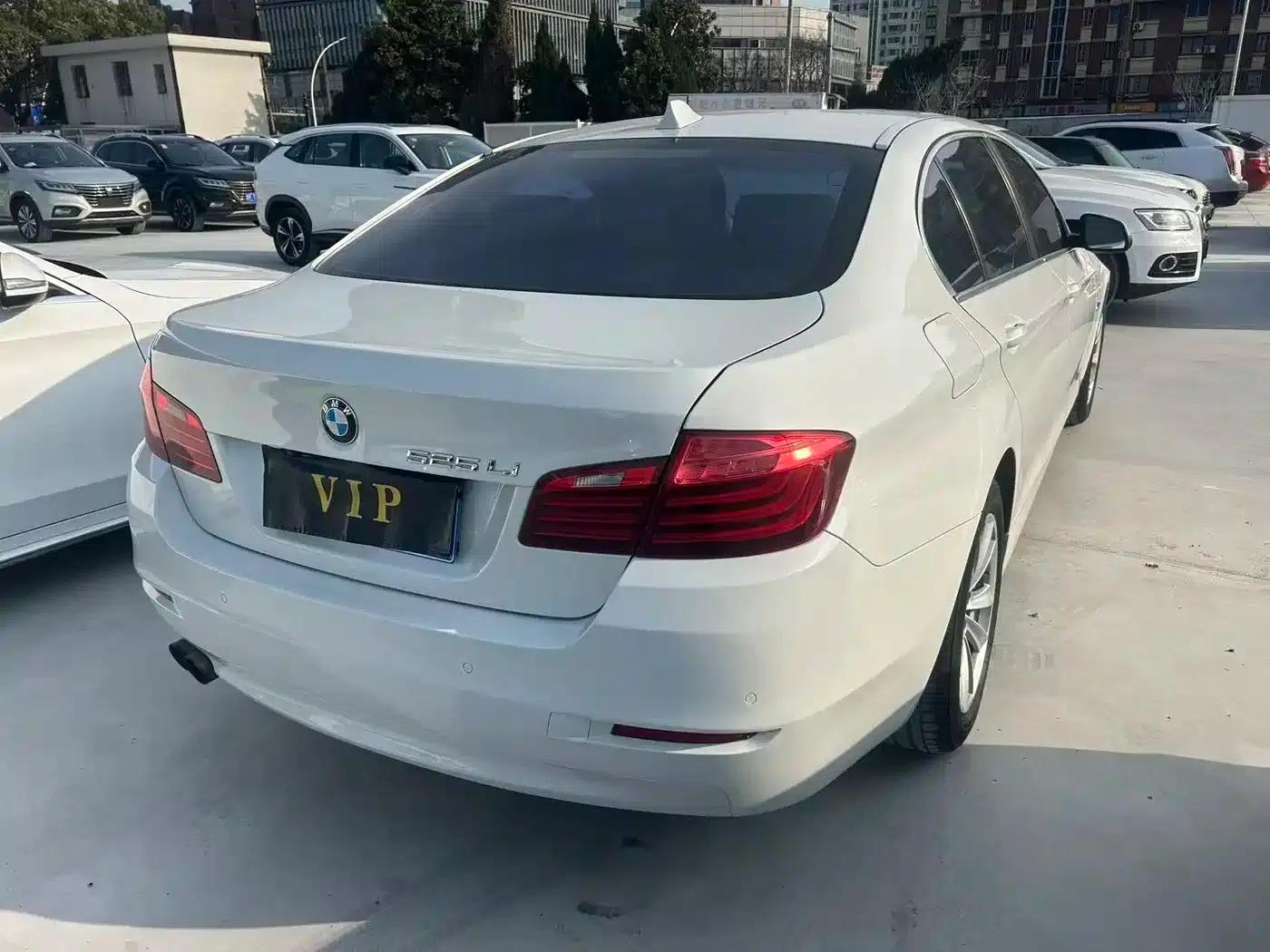 BMW 5 Series 2013 520Li Elegant Edition — миниатюра 5