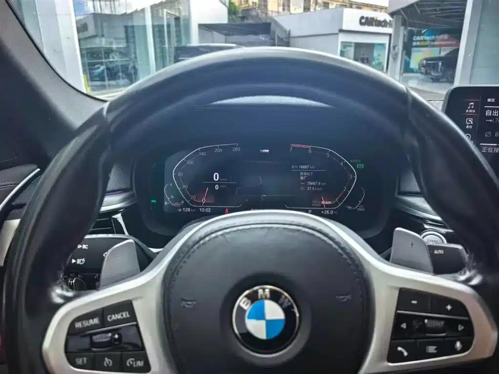 2021 BMW 5 Series 530Li Leading Edition M Sport Package — миниатюра 4