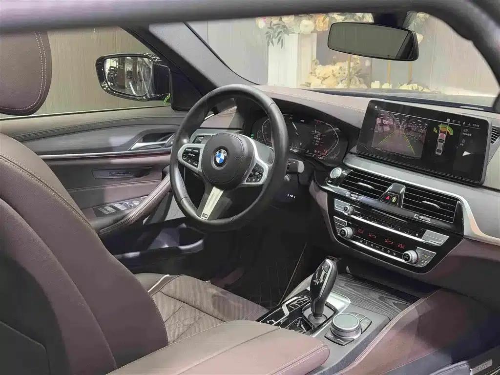 2022 BMW 5 Series Facelift 530Li xDrive M Sport Package — миниатюра 11