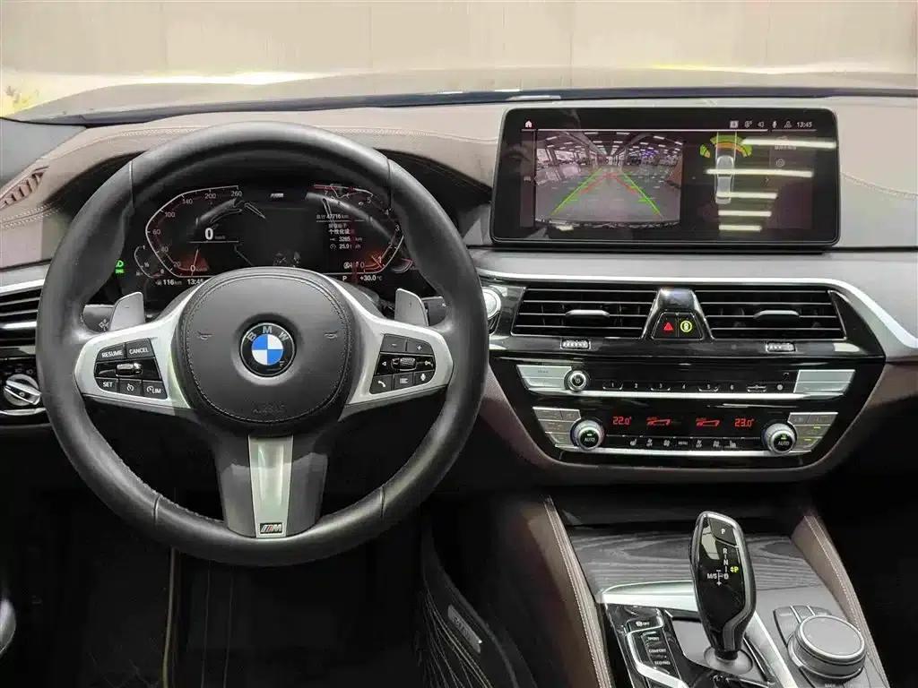 2022 BMW 5 Series Facelift 530Li xDrive M Sport Package — миниатюра 17