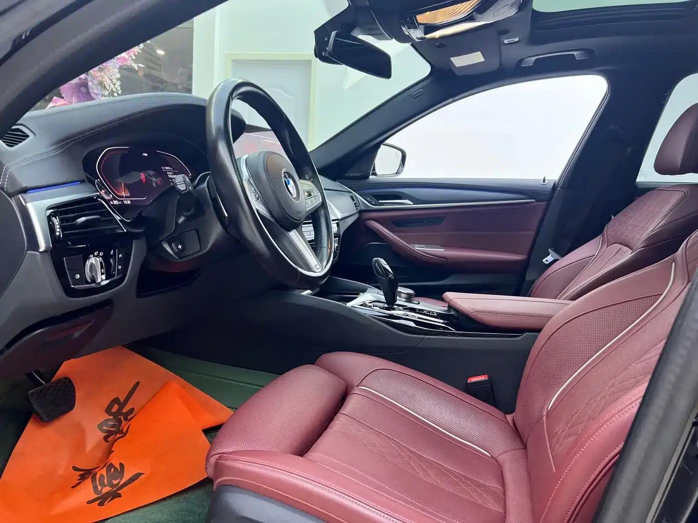 2023 BMW 5 Series 530Li Luxury M Sport Package — миниатюра 8