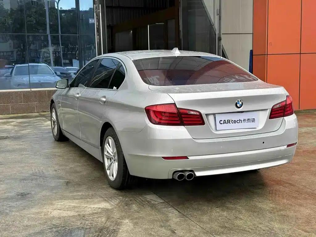 BMW 5 Series 2011 520Li Elegant Edition — миниатюра 13