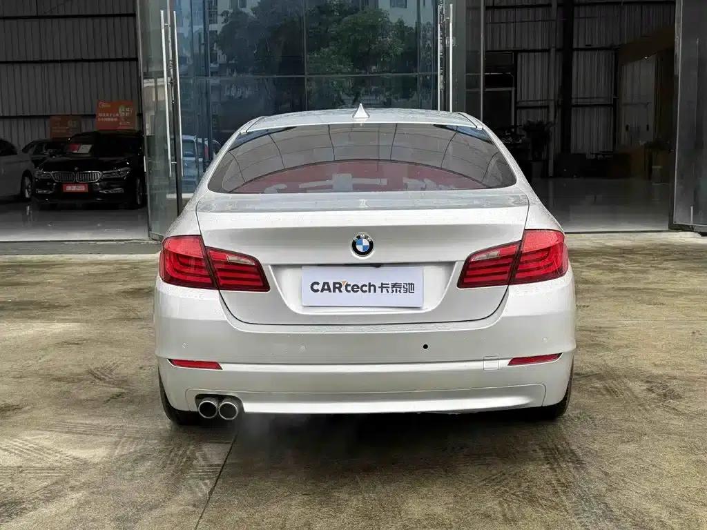 BMW 5 Series 2011 520Li Elegant Edition — миниатюра 14