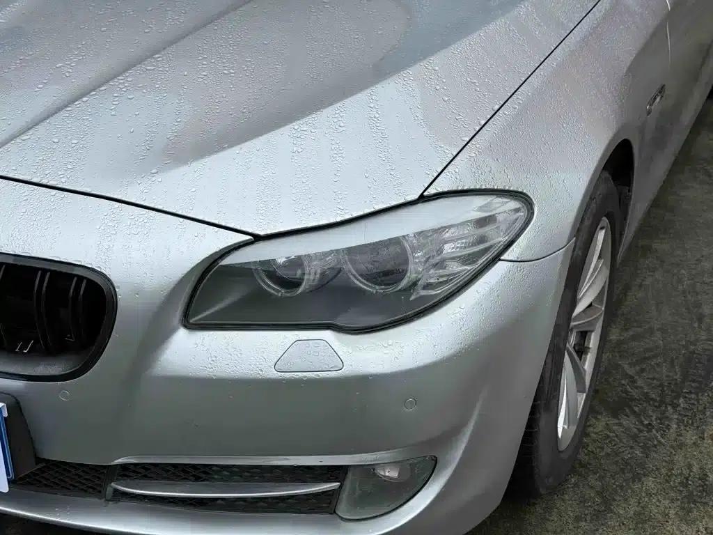 BMW 5 Series 2011 520Li Elegant Edition — миниатюра 4
