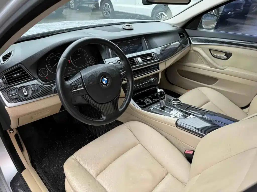 BMW 5 Series 2011 520Li Elegant Edition — миниатюра 7