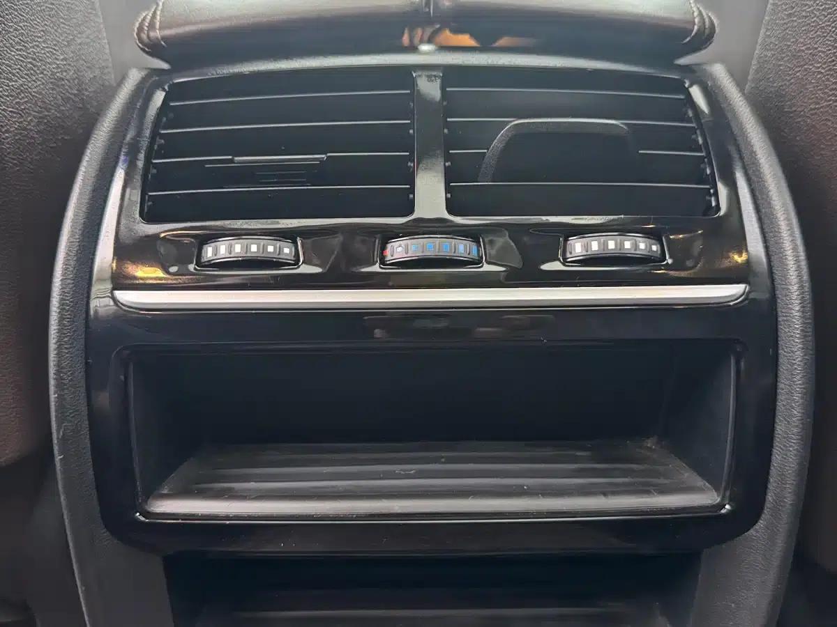 BMW 5 Series 2019 530Li Leading Luxury Package — миниатюра 15