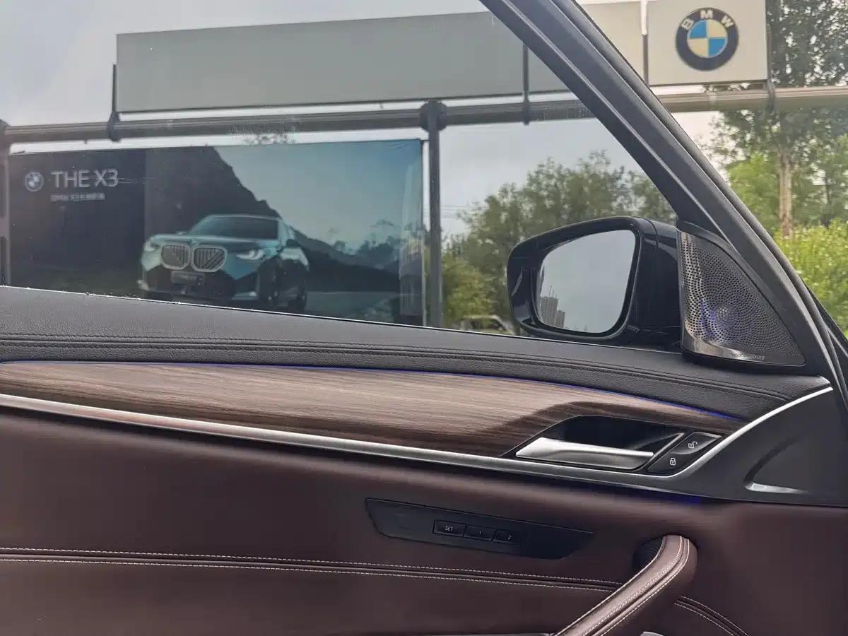 BMW 5 Series 2019 530Li Leading Luxury Package — миниатюра 17