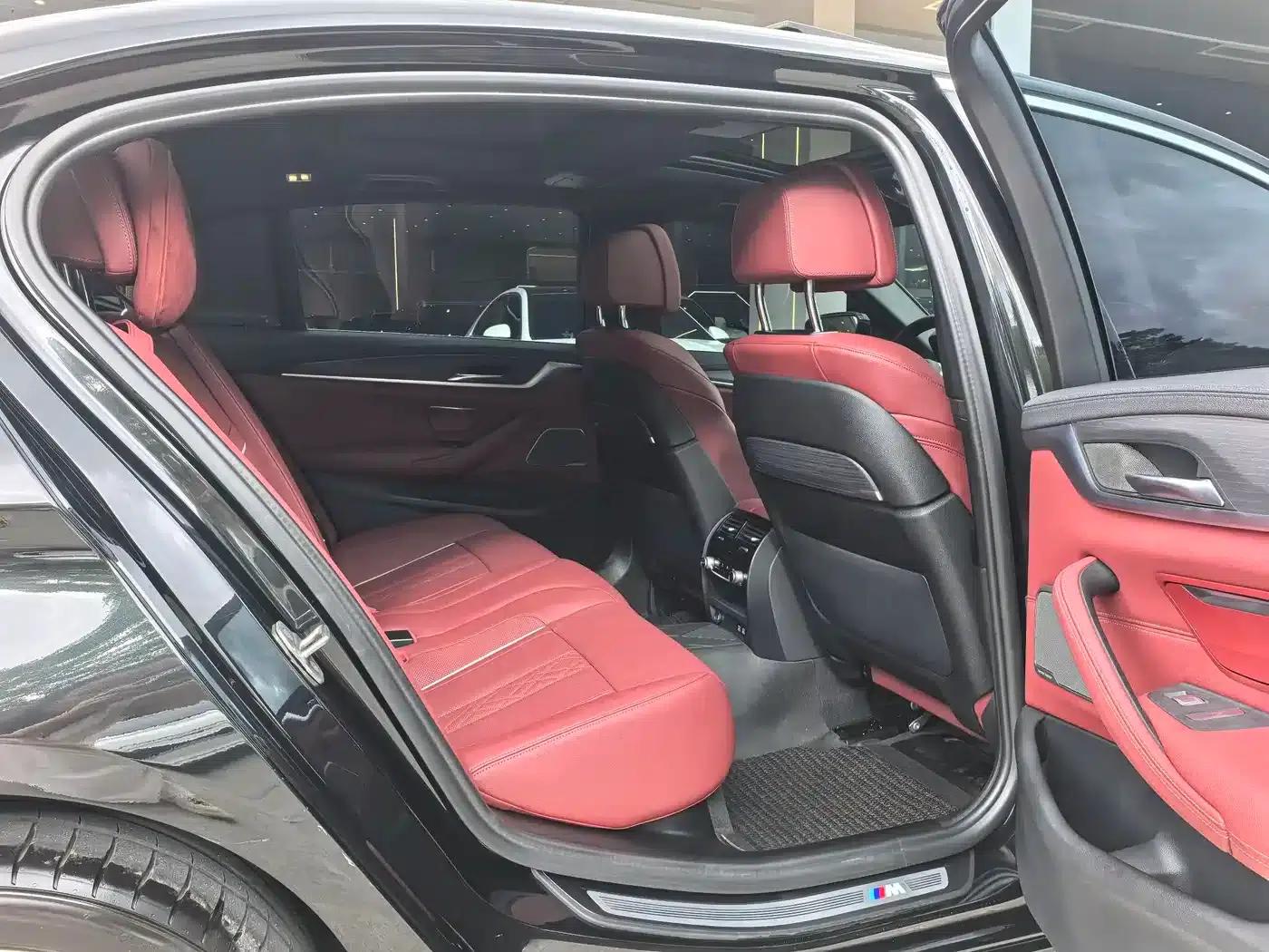 2022 BMW 5 Series Facelift 530Li Luxury M Sport Package — миниатюра 8
