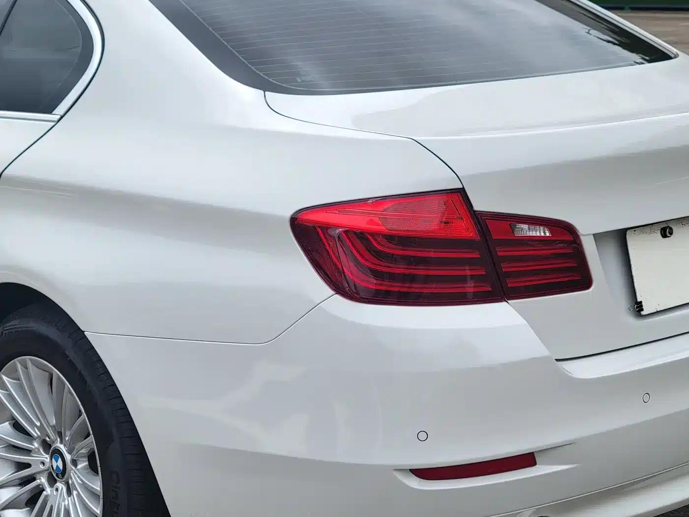 2014 BMW 5 Series 525Li Leading Edition — миниатюра 19