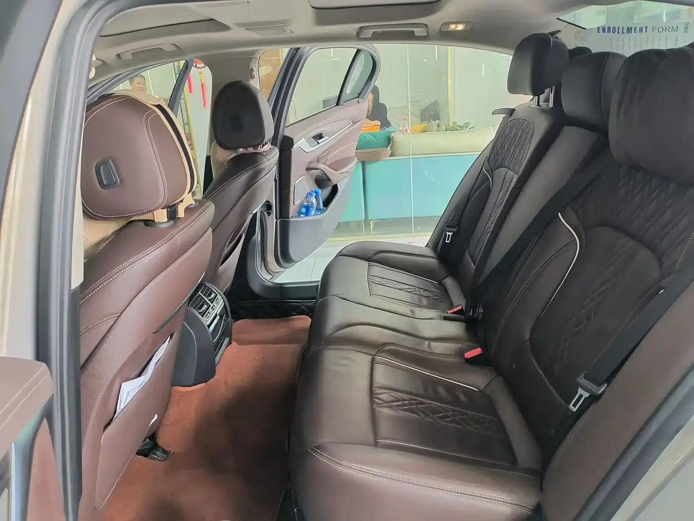 BMW 5 Series 2020 530Li Leading Luxury Package — миниатюра 6
