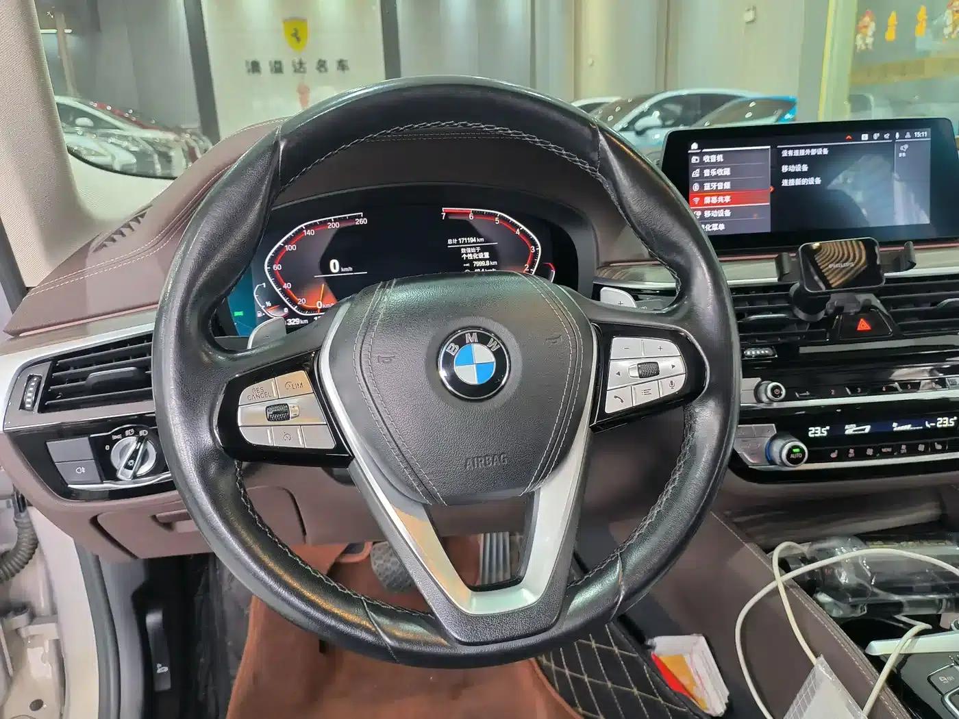 BMW 5 Series 2020 530Li Leading Luxury Package — миниатюра 10