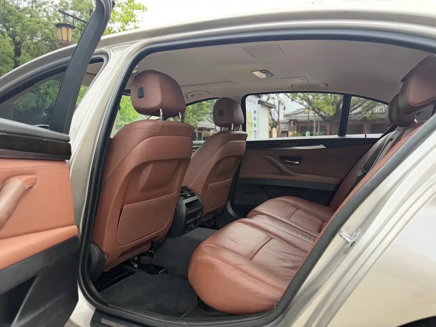 2014 BMW 5 Series 525Li Leading Edition — миниатюра 12